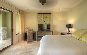 Papagayo Luxury