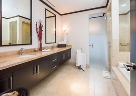 Papagayo Luxury
