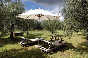Tenuta Torre Rossa Farm & Apartments