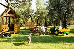 Tenuta Torre Rossa Farm & Apartments