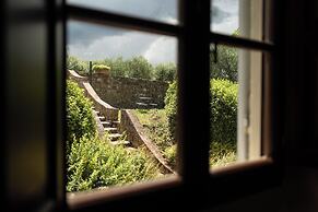 Tenuta Torre Rossa Farm & Apartments