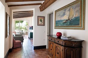 Tenuta Torre Rossa Farm & Apartments