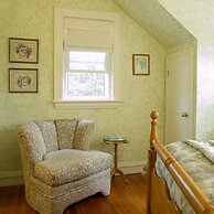 Farmhouse Inn B&B