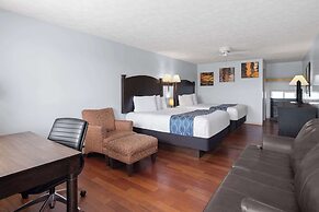 Travelodge by Wyndham Grand Falls
