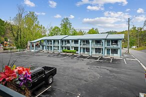 Country Town N Suites