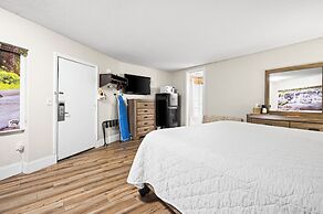 Country Town N Suites