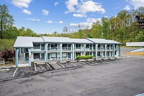 Country Town N Suites