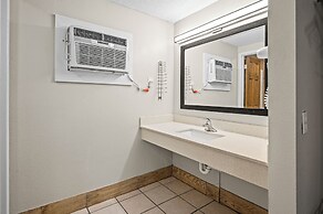 Country Town N Suites