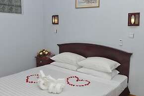 Summer Palace Hotel
