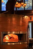 McMenamins Crystal Hotel