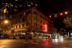 McMenamins Crystal Hotel