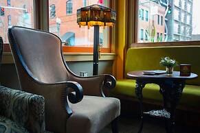 McMenamins Crystal Hotel