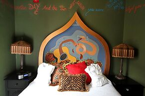 McMenamins Crystal Hotel