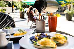 McMenamins Crystal Hotel