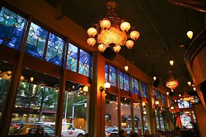 McMenamins Crystal Hotel