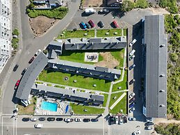 The Tides by the Sea