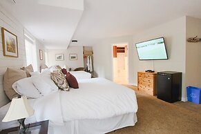 The Inn at the Ninth Hole B&B