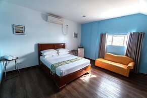 One Averee Bay Hotel