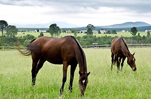 Country House at Kay & Monty
