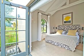 Country House at Kay & Monty