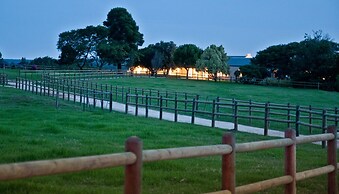 Country House at Kay & Monty