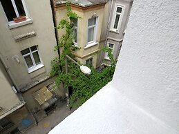 Istanberry - Berry Life Apartments