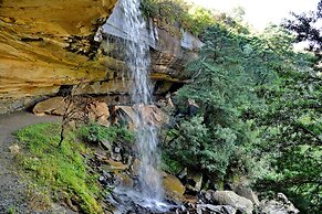 Montusi Mountain Lodge