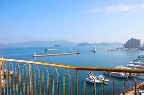 Bay Condo Hotel Tongyeong