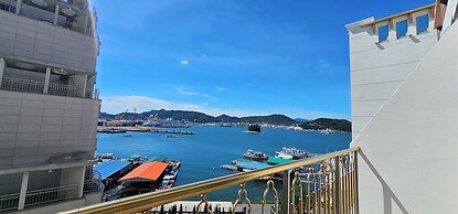 Bay Condo Hotel Tongyeong