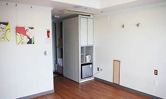 Bay Condo Hotel Tongyeong