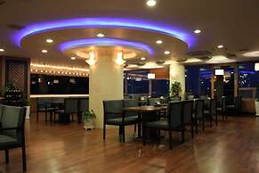 Bay Condo Hotel Tongyeong