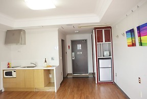 Bay Condo Hotel Tongyeong