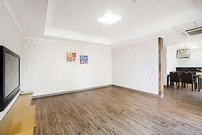 Bay Condo Hotel Tongyeong