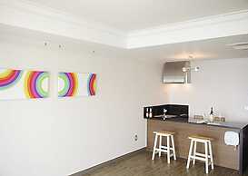 Bay Condo Hotel Tongyeong