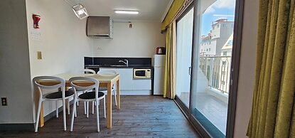 Bay Condo Hotel Tongyeong