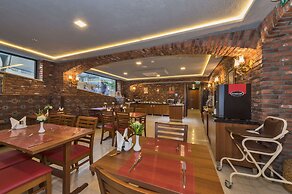 Aprilis Gold Hotel - Special Class