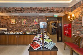 Aprilis Gold Hotel - Special Class