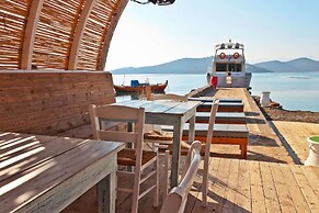 Royal Marmin Bay Boutique & Art Hotel - Adults Only