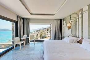 Royal Marmin Bay Boutique & Art Hotel - Adults Only