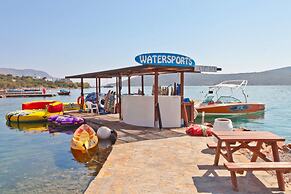 Royal Marmin Bay Boutique & Art Hotel - Adults Only