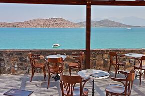 Royal Marmin Bay Boutique & Art Hotel - Adults Only