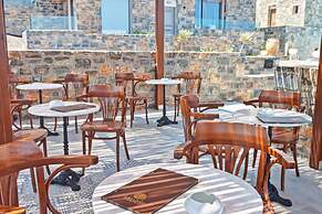 Royal Marmin Bay Boutique & Art Hotel - Adults Only