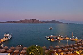 Royal Marmin Bay Boutique & Art Hotel - Adults Only