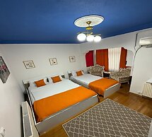 Unique Suite Hotel