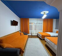 Unique Suite Hotel
