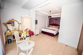 Pera Life Premium Hotel