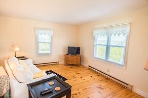 Bayview Pines Country Inn