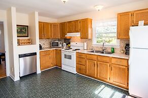 Bayview Pines Country Inn