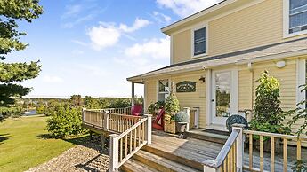 Bayview Pines Country Inn