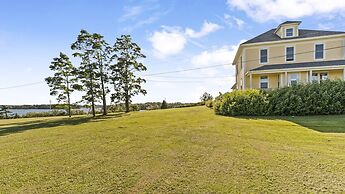 Bayview Pines Country Inn